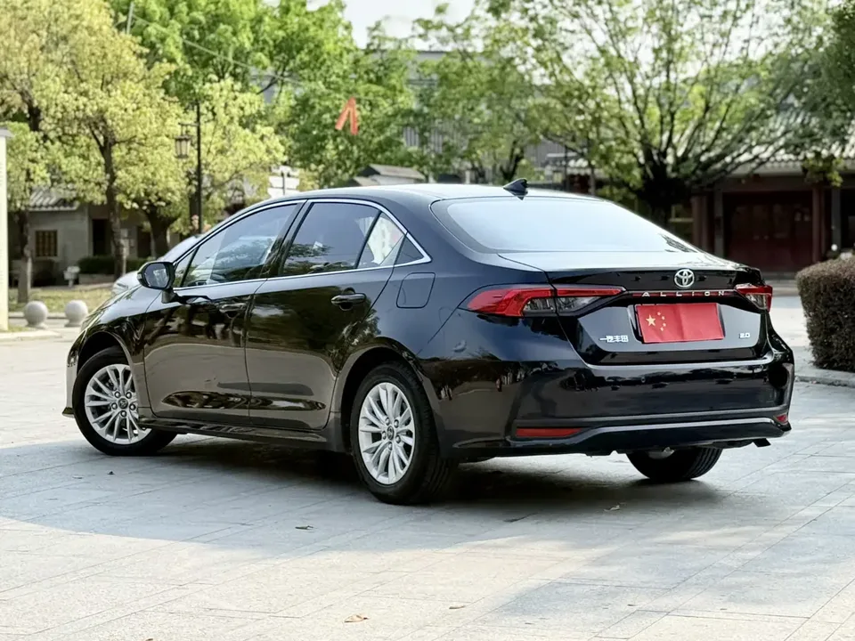 Toyota Asiatic lion Asia Lion 2.0L CVT Elite Edition 2023 — миниатюра 2