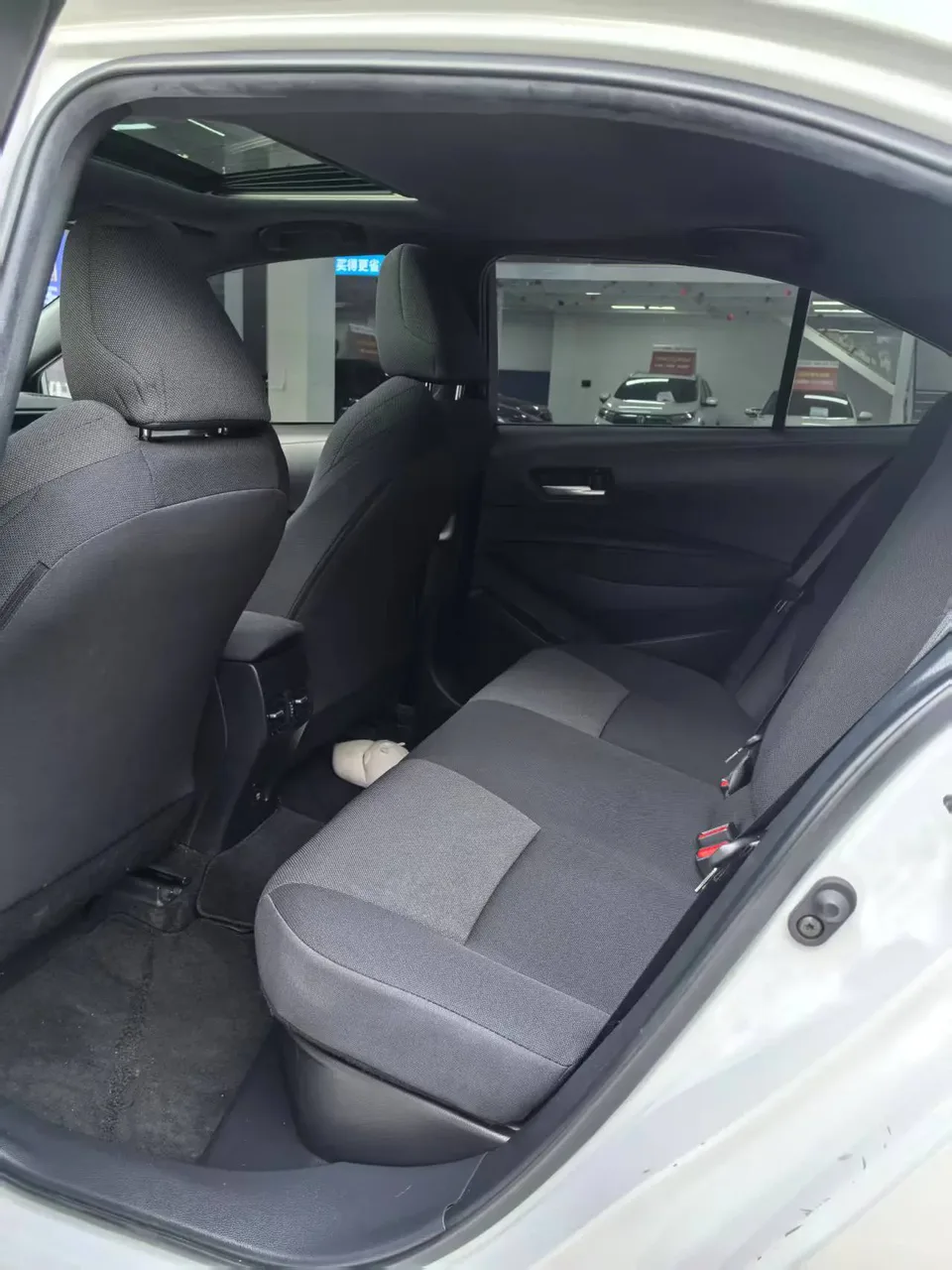 Toyota Levin Lei Ling 2022 2022 Lelink Dual Engine 1.8H E-CVT Luxury Edition 2022 — миниатюра 3