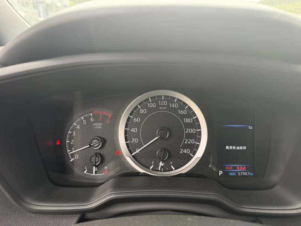 Toyota Levin 2022 Lelink 185T CVT Sports Edition 2022 — миниатюра 5