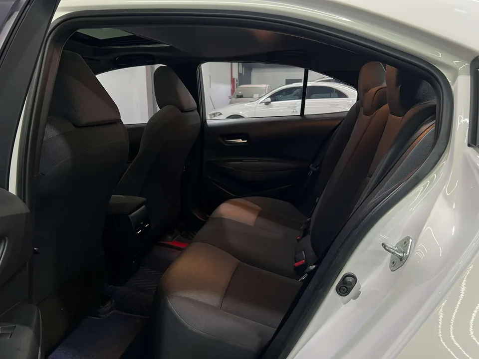 Toyota Levin 2022 Lelink 185T CVT Luxury Edition 2023 — миниатюра 5