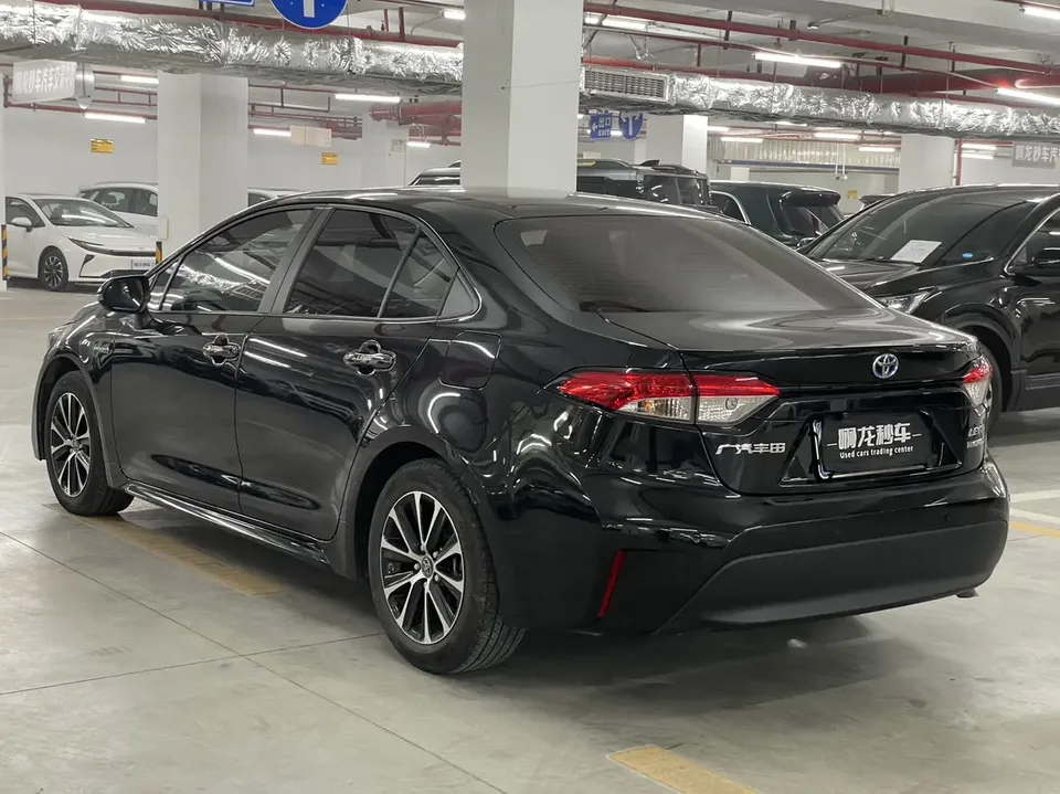 Toyota Levin Corolla Hybrid 1.8L Leading Edition 2024 — миниатюра 2