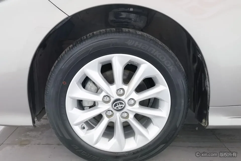 Toyota Corolla 1.2T S-CVT Elite PLUS Edition 2023 — миниатюра 3