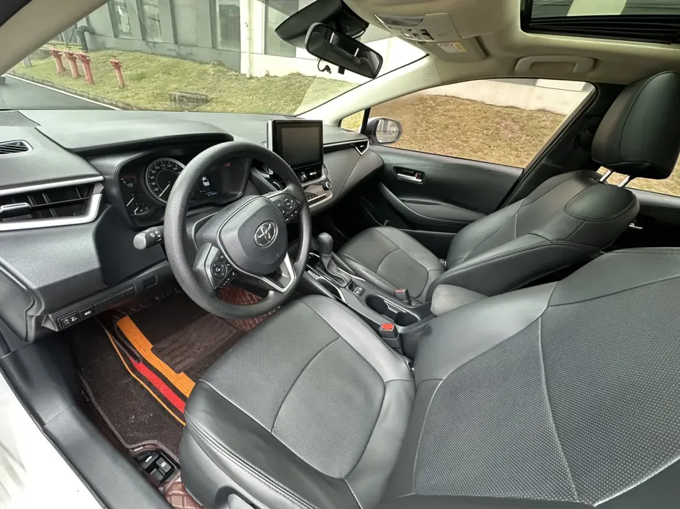 Toyota Corolla 1.2T S-CVT Elite PLUS Edition 2023 — миниатюра 5