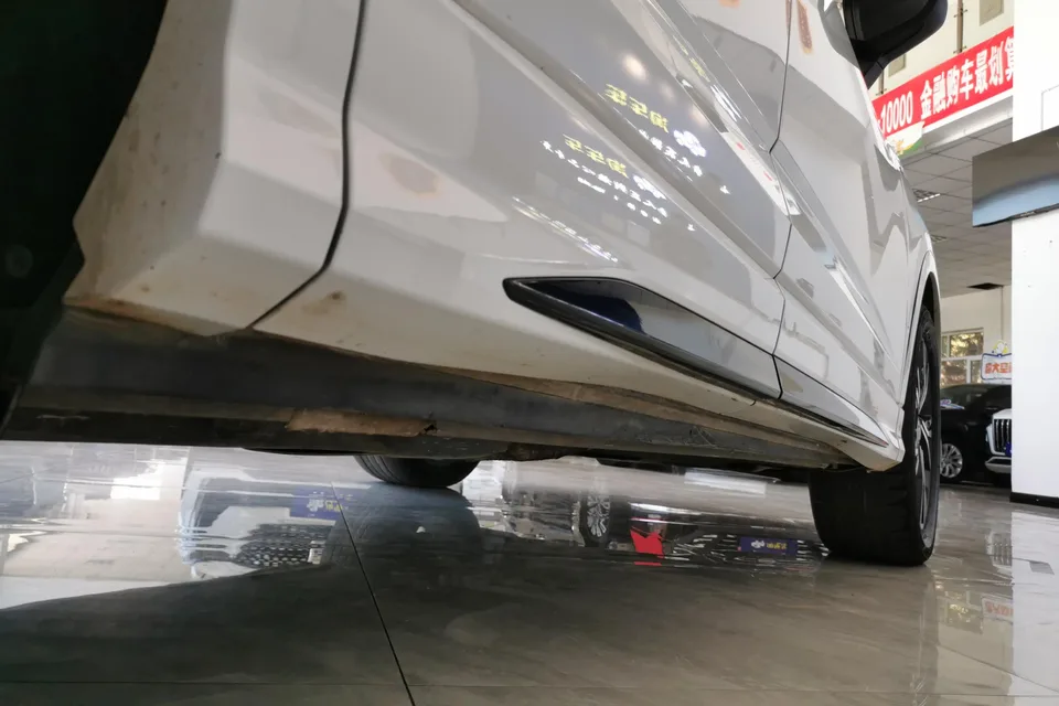 Audi Q3 SPORTBACK facelift 40 TFSI fashionable model 2023 — миниатюра 3