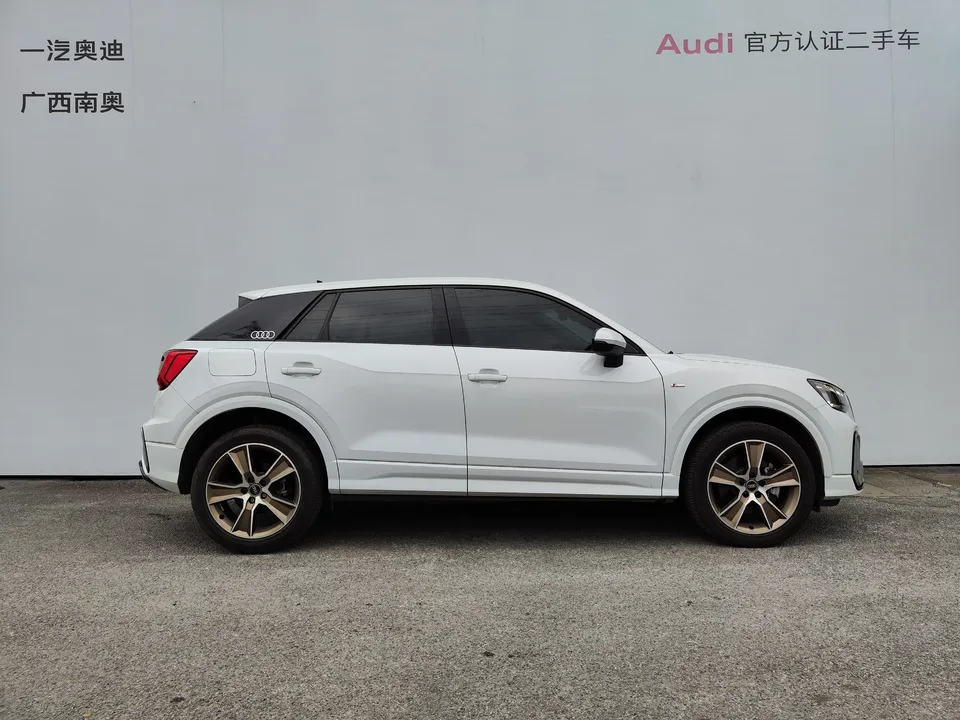 Audi Q2L Audi Q2L 2024 35 TFSI Fashion Dynamic Edition 2024 — миниатюра 2