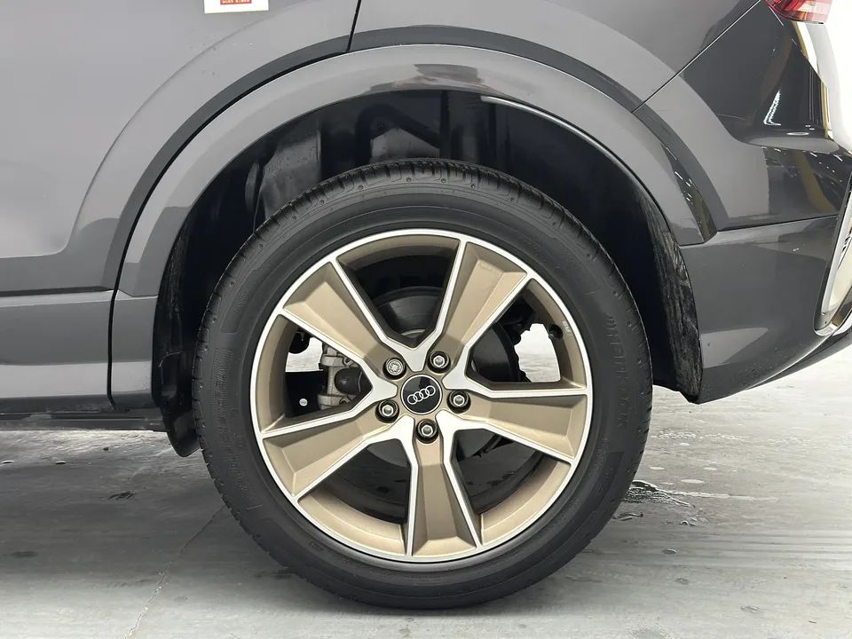 Audi Q2L Audi Q2L 2024 35 TFSI Fashion Dynamic Edition 2024 — миниатюра 3