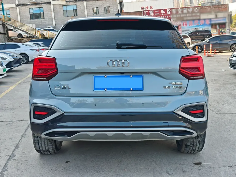 Audi Q2L Audi Q2L 2022 35 TFSI Enterprising and Elegant Model 2022 — миниатюра 2