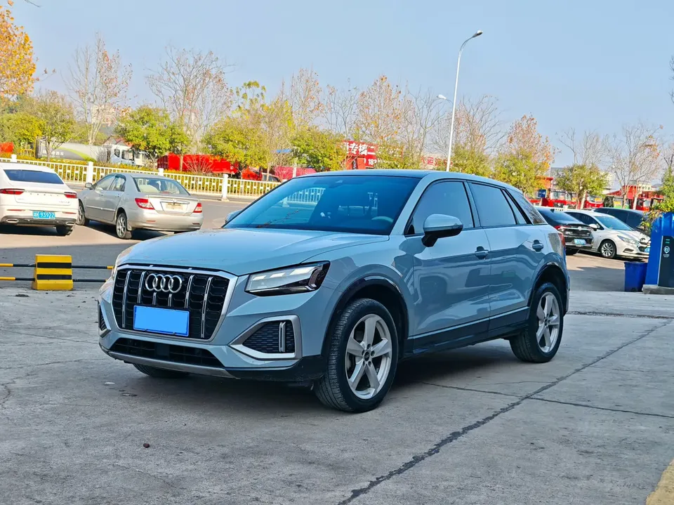 Audi Q2L Audi Q2L 2022 35 TFSI Enterprising and Elegant Model 2022 — фото 1, купить с доставкой в Москву