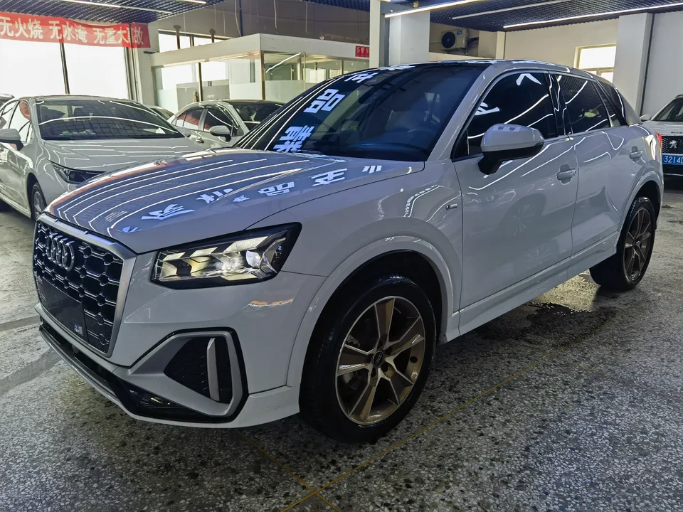 Audi Q2L Audi Q2L 2022 35 TFSI RS kit burning speed type 2022 — фото 1, купить с доставкой в Москву