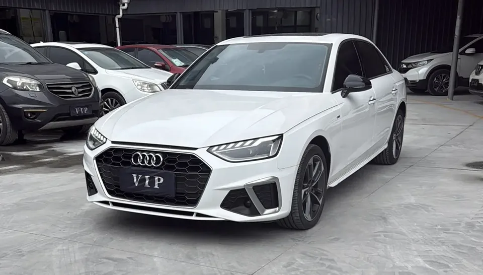 Audi a4 l 2022