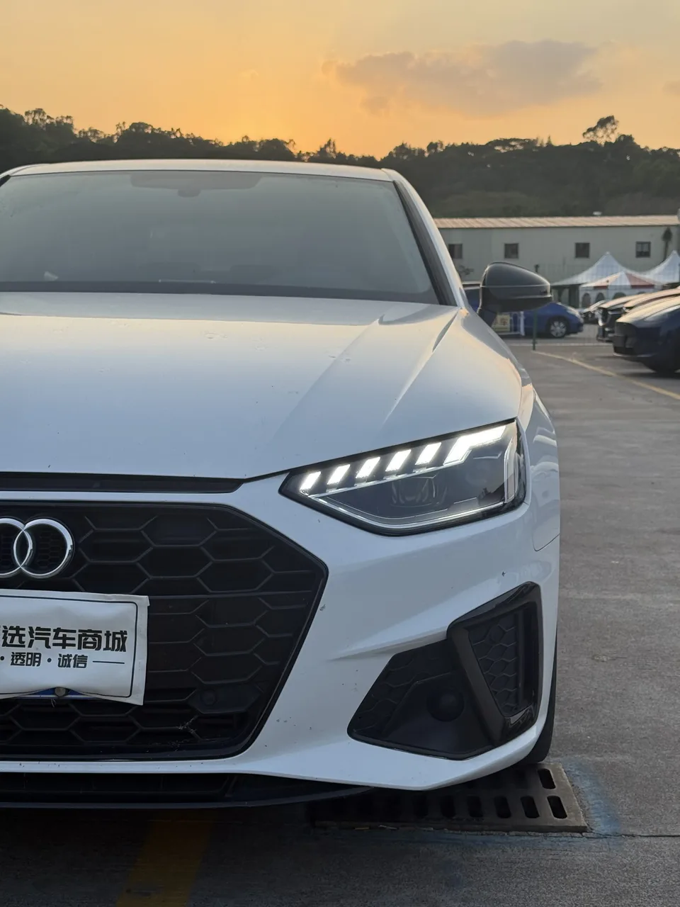 Audi a4 l Audi A4L 2022 40 TFSI luxury and dynamic model 2023 — миниатюра 3