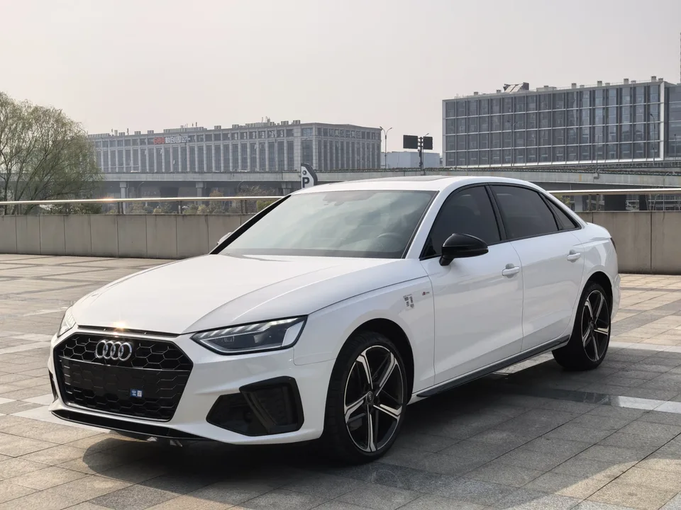 Audi a4 l 2024