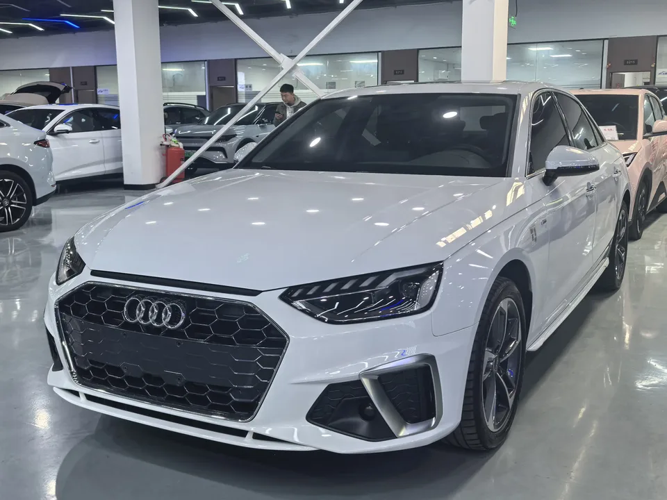 Audi a4 l 2024