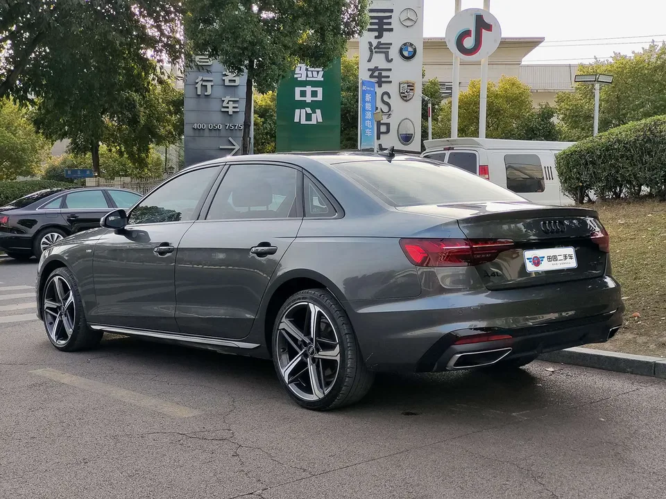 Audi a4 l Audi A4L 2024 40 TFSI Luxury Dynamic 2024 — thumbnail 4