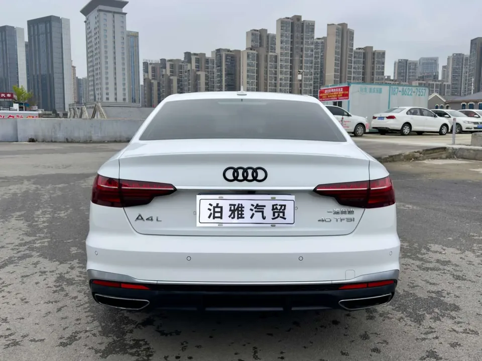 Audi a4 l A4L 2022 Audi A4L 2022 40 TFSI Fashionable and Elegant 2022 — thumbnail 2