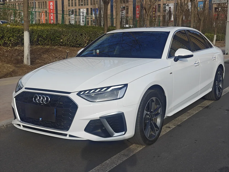 Audi a4 l 2025