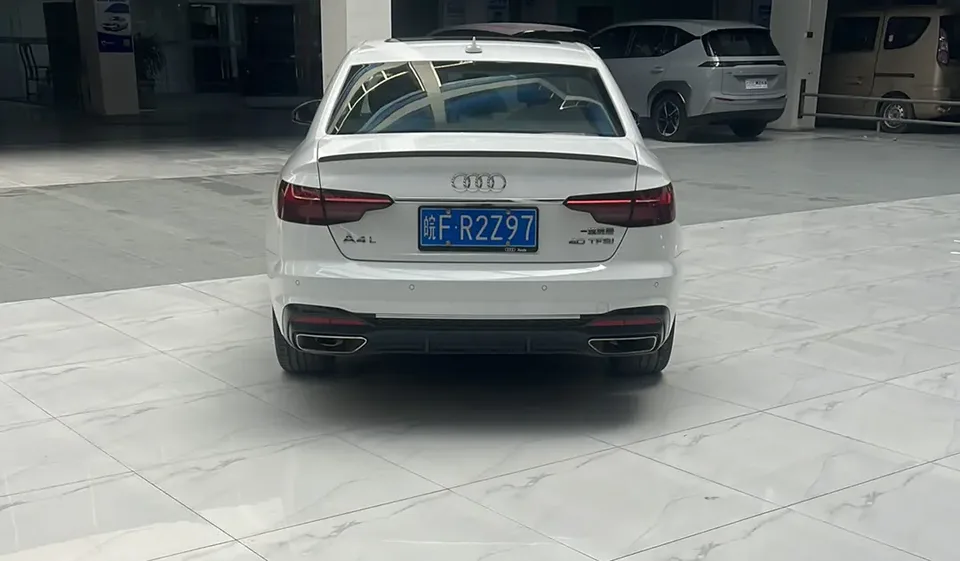 Audi a4 l A4L 2022 Audi A4L 2022 40 TFSI Fashion Dynamic Edition 2022 — thumbnail 2