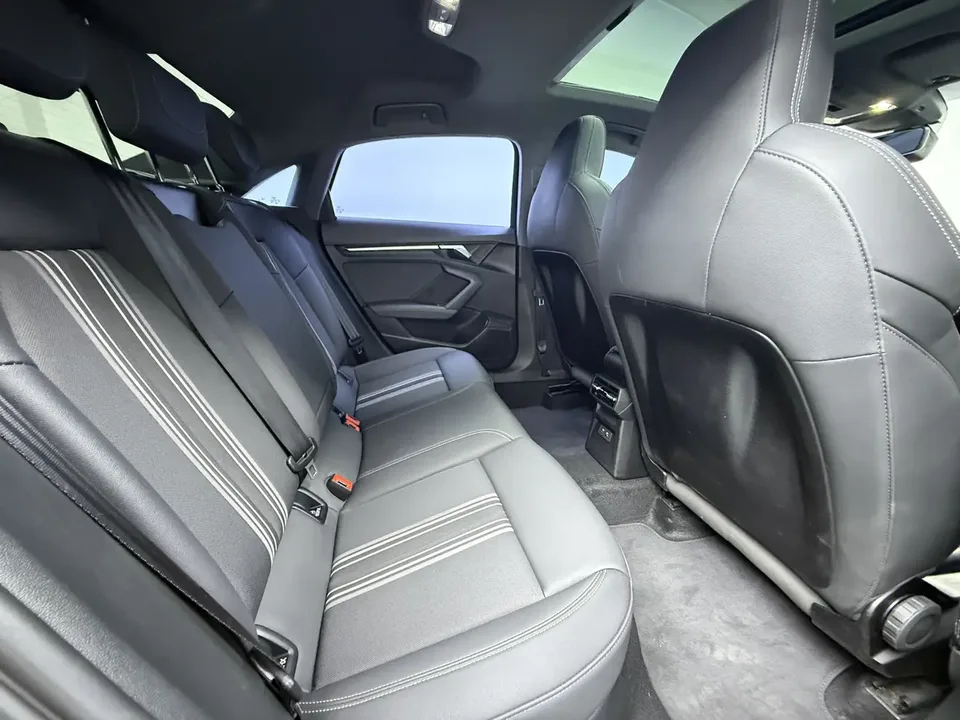 Audi A3 A3L Limousine 35 TFSI Fashion Sports 2023 — миниатюра 4