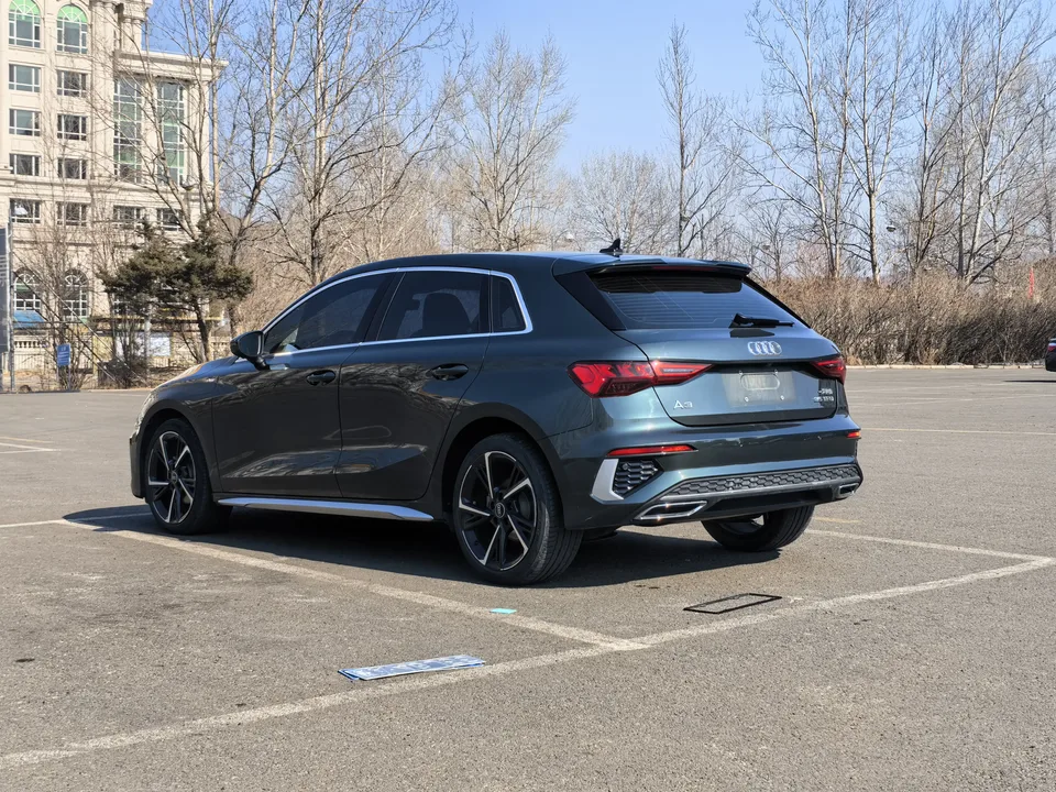 Audi A3 A3 2023 facelift Sportback 35 TFSI stylish and sporty 2023 — thumbnail 2