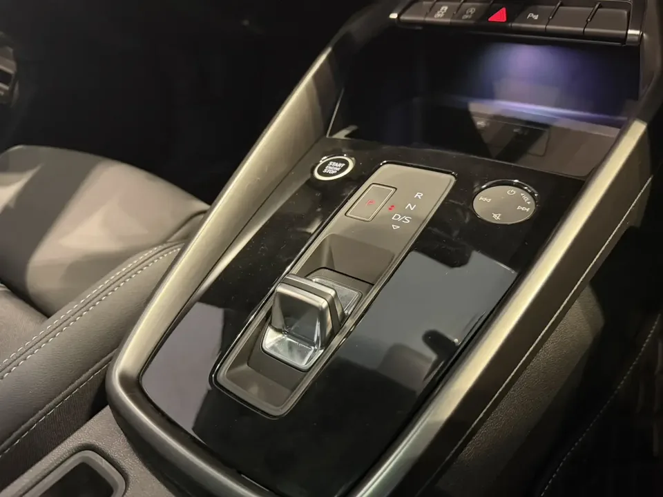 Audi A3 Audi A3 2024 A3L Limousine 35 TFSI Fashion Sports 2024 — миниатюра 5