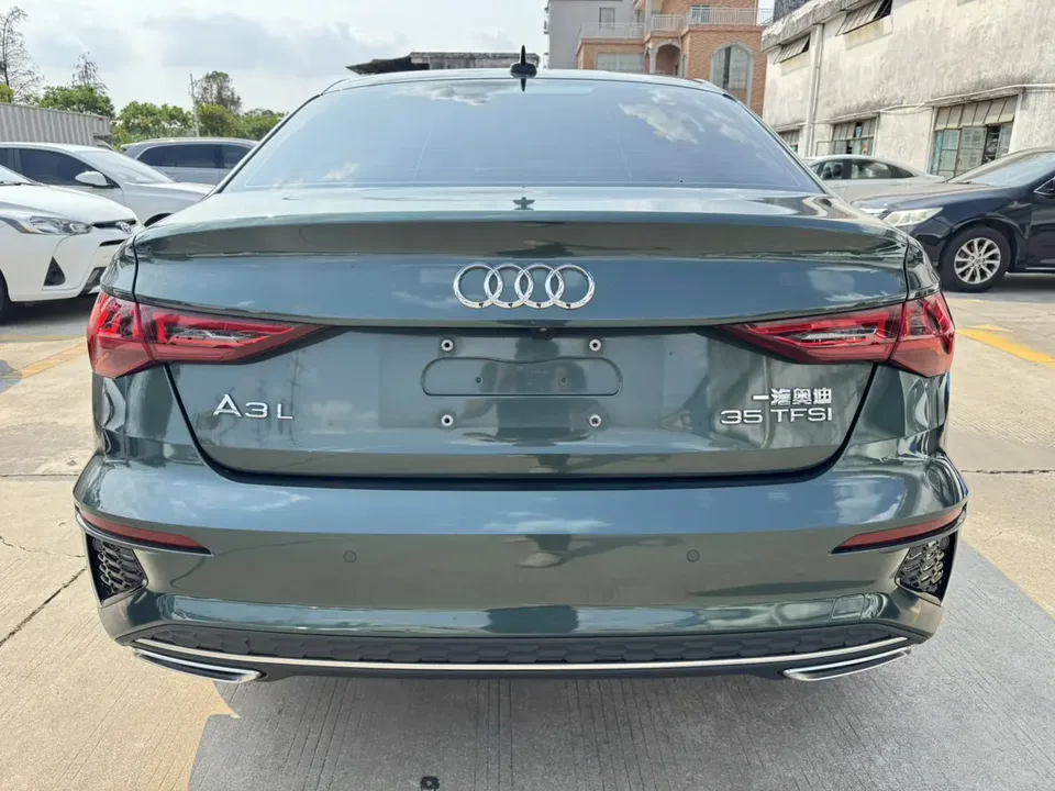 Audi A3 facelift A3L Limousine 35 TFSI stylish and sporty 2023 — миниатюра 2