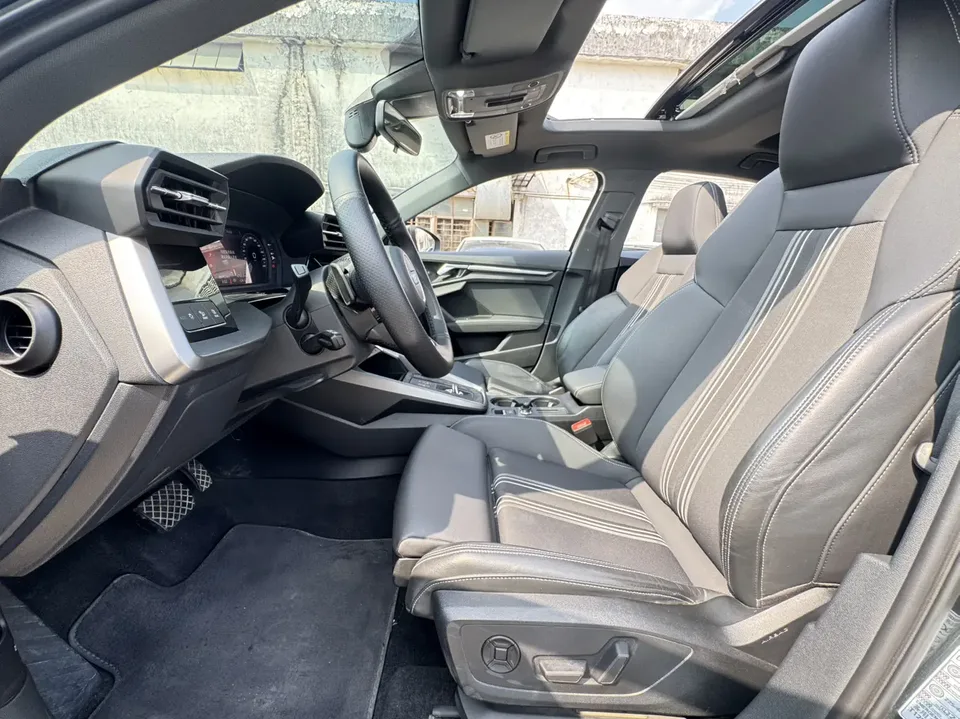 Audi A3 facelift A3L Limousine 35 TFSI stylish and sporty 2023 — миниатюра 4