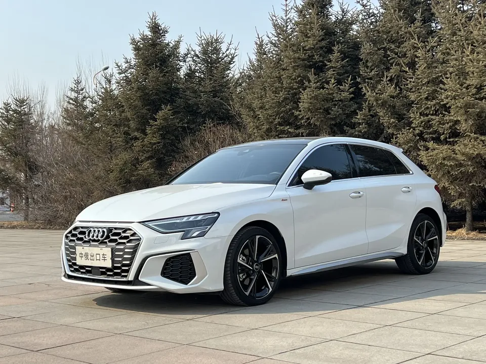 Audi A3 Audi A3 2022 Sportback 35 TFSI Stylish and sporty 2022 — photo 1, buy with delivery to Moscow