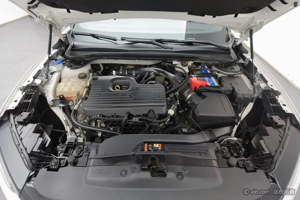 Ford EVOS EVOS 2022 EcoBoost 245 Sports Edition 2022 — миниатюра 2
