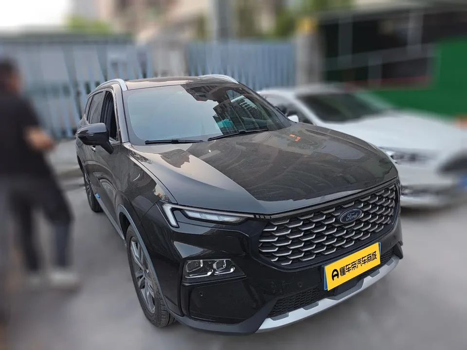 Ford Equator Sport EcoBoost 170 Premium Edition 2024 — миниатюра 3