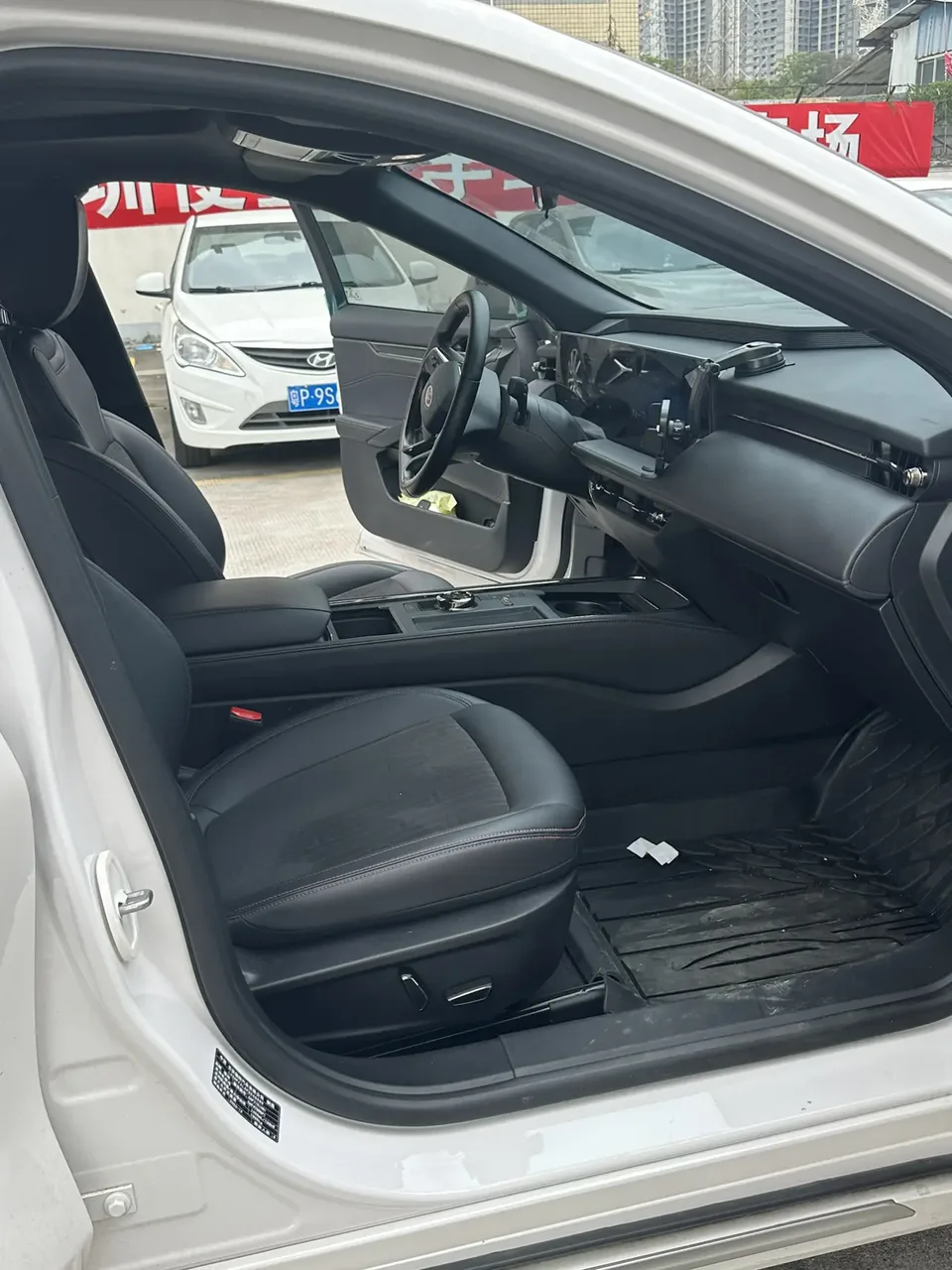 Ford Mondeo Mondeo EcoBoost 180 Luxury 2024 — миниатюра 5