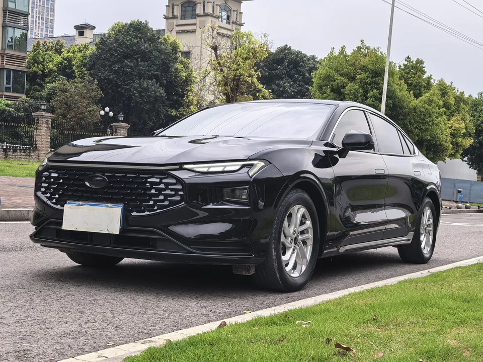 Ford Mondeo 2023