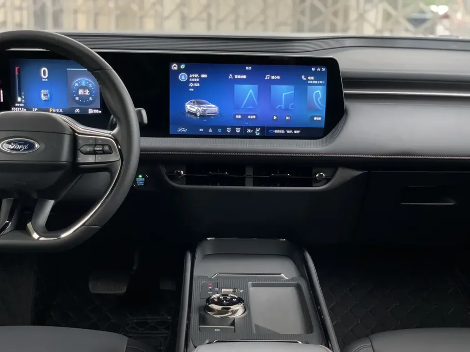 Ford Mondeo Mondeo 2025 EcoBoost 180 Comfort Edition 2025 — миниатюра 3