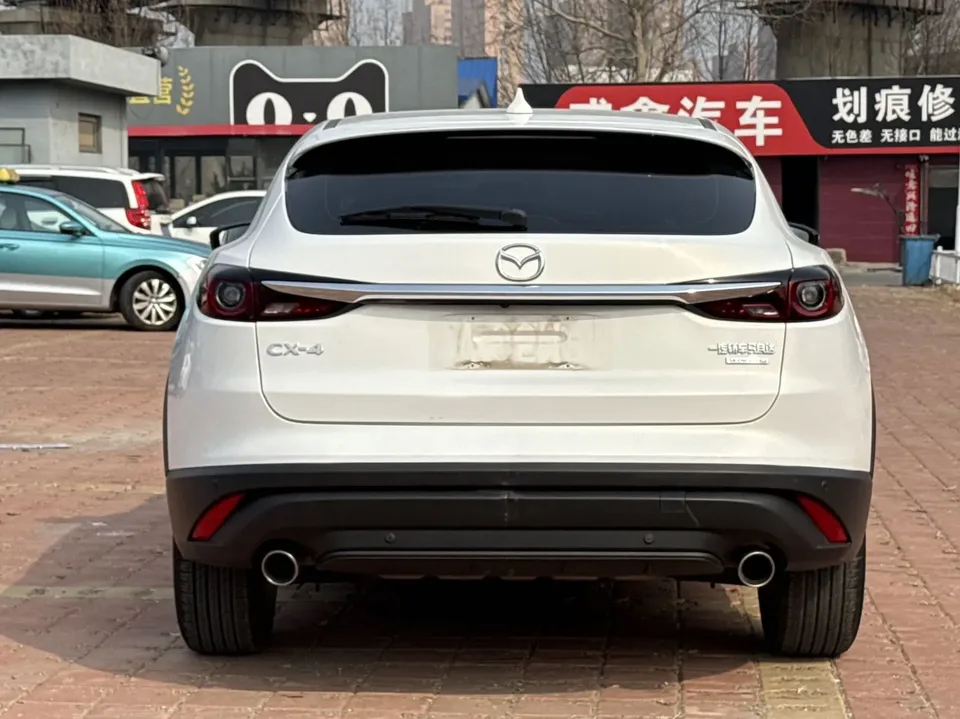 Mazda CX-4 Mazda CX-4 2021 2.0L 2WD Blue Sky Explorer Edition 2023 — thumbnail 2