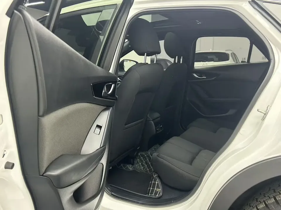 Mazda CX-4 Mazda CX-4 2021 2.0L 2WD Blue Sky Explorer Edition 2023 — thumbnail 5