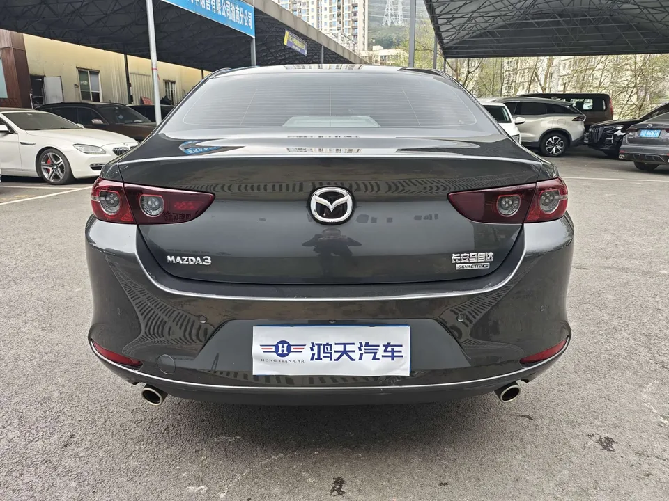 Mazda Axela 2.0L Automatic Quality Edition 2024 — миниатюра 2