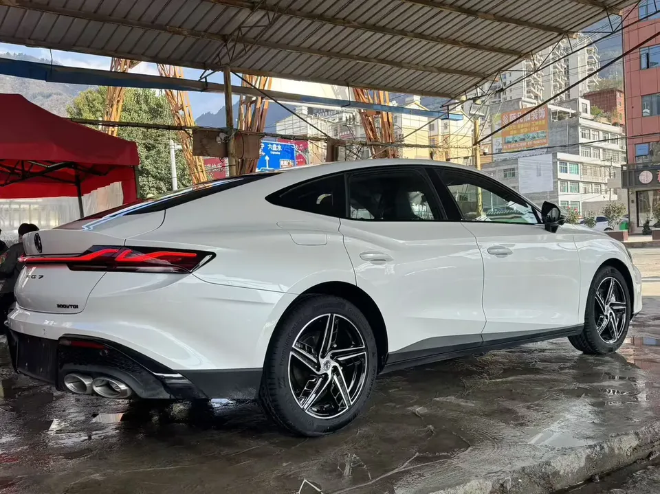 MG 7 MG7 2025 1.5T DCT Luxury Edition 2026 — миниатюра 2
