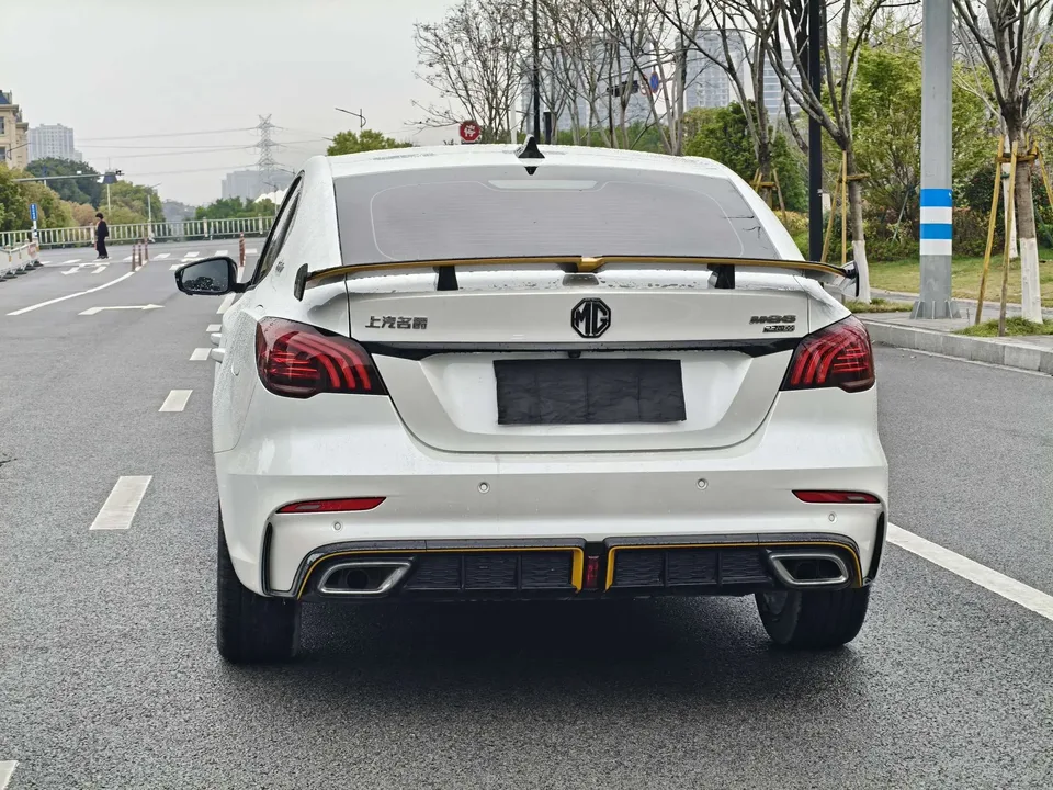 MG 6 Pro 1.5T automatic Trophy flagship version 2023 — миниатюра 2
