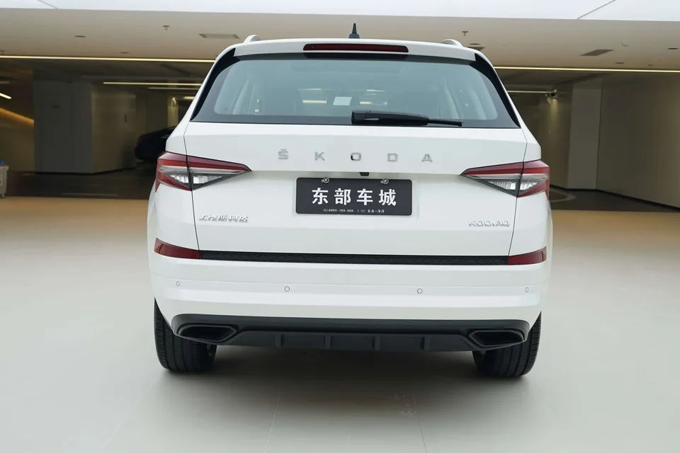 Skoda Kodiaq Kodiak 2024 TSI330 5-seater two-wheel drive powerful version 2024 — миниатюра 2