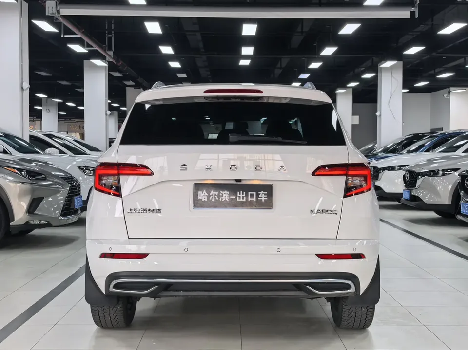 Skoda Karoq facelift TSI280 luxury version 2022 — миниатюра 2