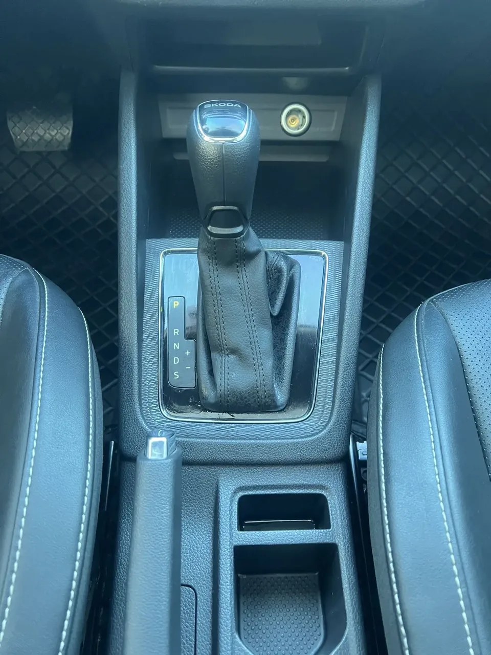 Skoda Comek Comek 2022 1.5L Automatic Comfort Edition 2022 — thumbnail 5