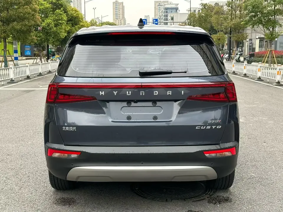 Hyundai Kustu 270TGDi Premium Edition LUX 2022 — миниатюра 2