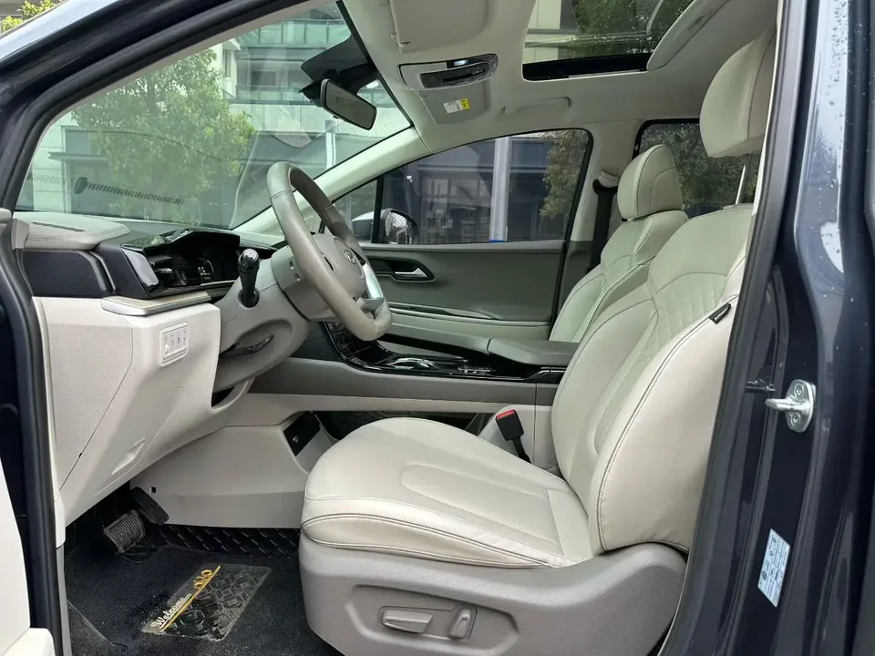 Hyundai Kustu 270TGDi Premium Edition LUX 2022 — миниатюра 5