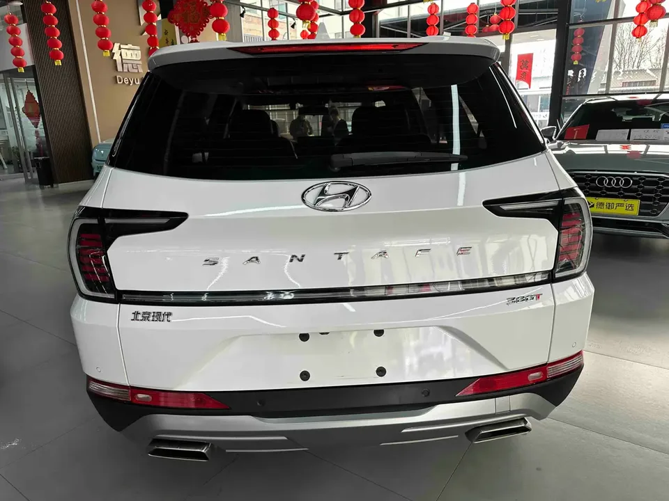 Hyundai Shengda Santa Fe 2023 Traveler 380T GDi GLX 2WD Elite Edition 2023 — миниатюра 5