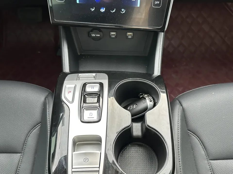 Hyundai tucson l Tucson 2023 Tucson L 1.5T GLX 2WD Elite Edition 2023 — миниатюра 3