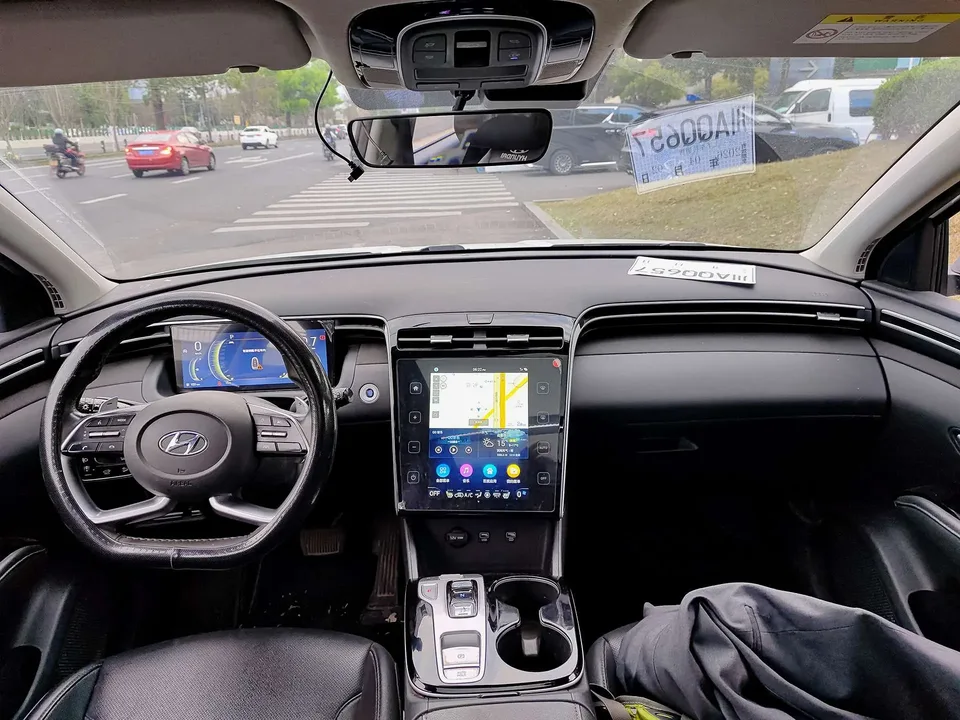 Hyundai tucson l Tucson 2023 Tucson L 1.5T LUX 2WD Premium Edition 2022 — миниатюра 5