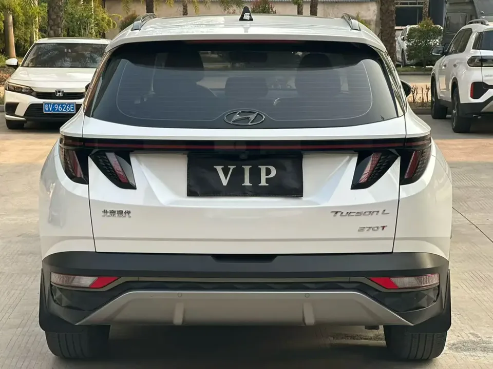 Hyundai tucson l Tucson 2023 Tucson L 1.5T DLX 2WD Luxury Edition 2024 — миниатюра 2