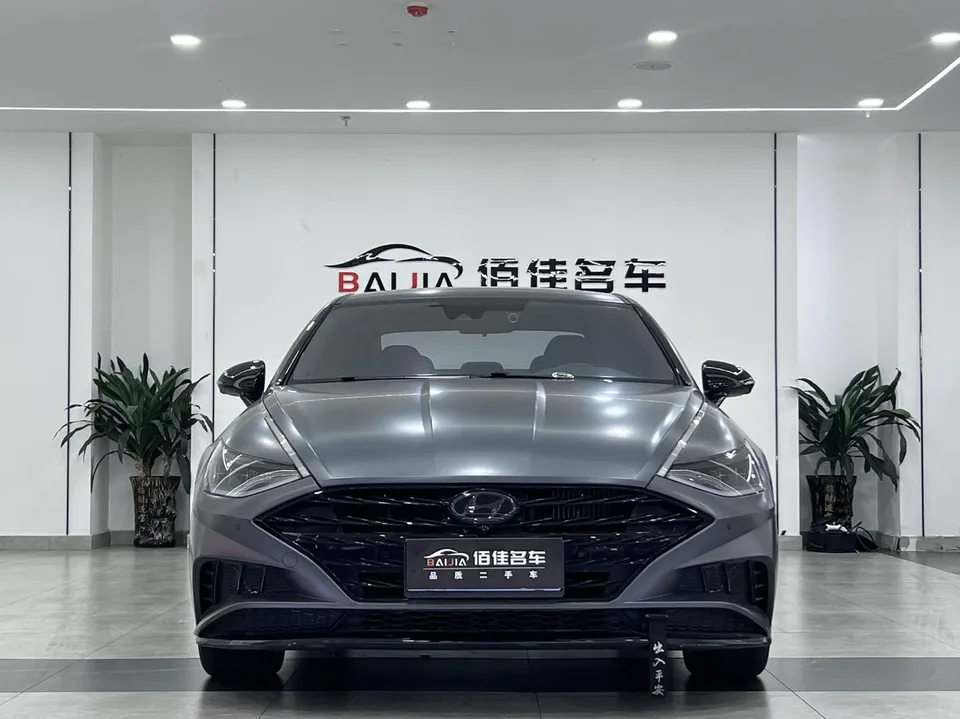 Hyundai Sonata 380TGDi 20th SE Automatic 20th Anniversary Edition 2022 — миниатюра 2
