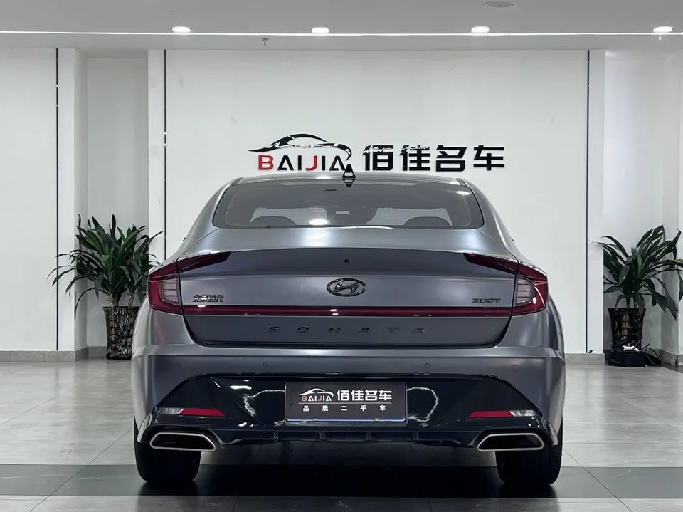 Hyundai Sonata 380TGDi 20th SE Automatic 20th Anniversary Edition 2022 — миниатюра 3
