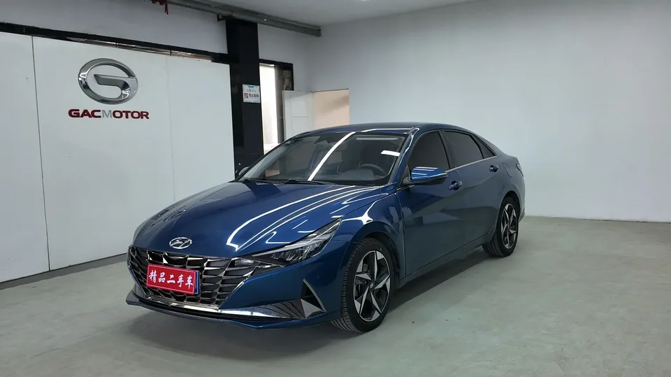 Hyundai Elantra 2022