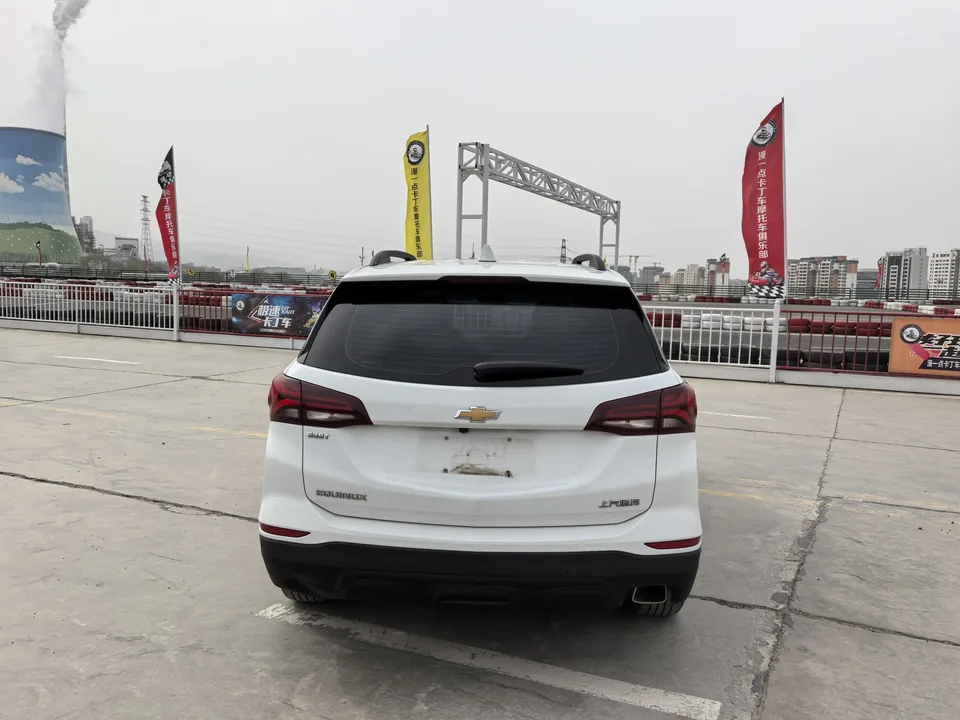 Chevrolet Equinox Explorer 2021 535T Chijie Edition 2022 — миниатюра 2